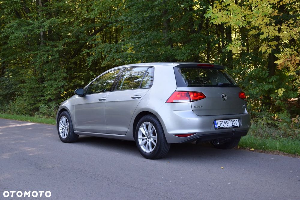 Volkswagen Golf 1.6 TDI BMT Comfortline - 10