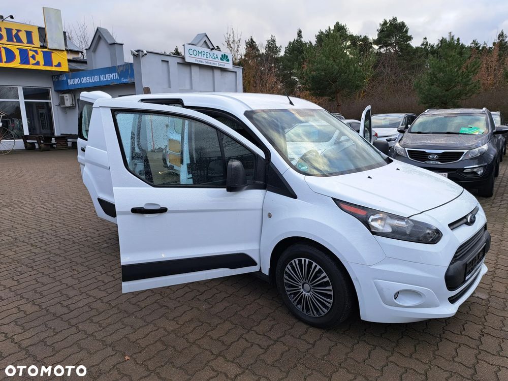 Ford Transit Connect - 19