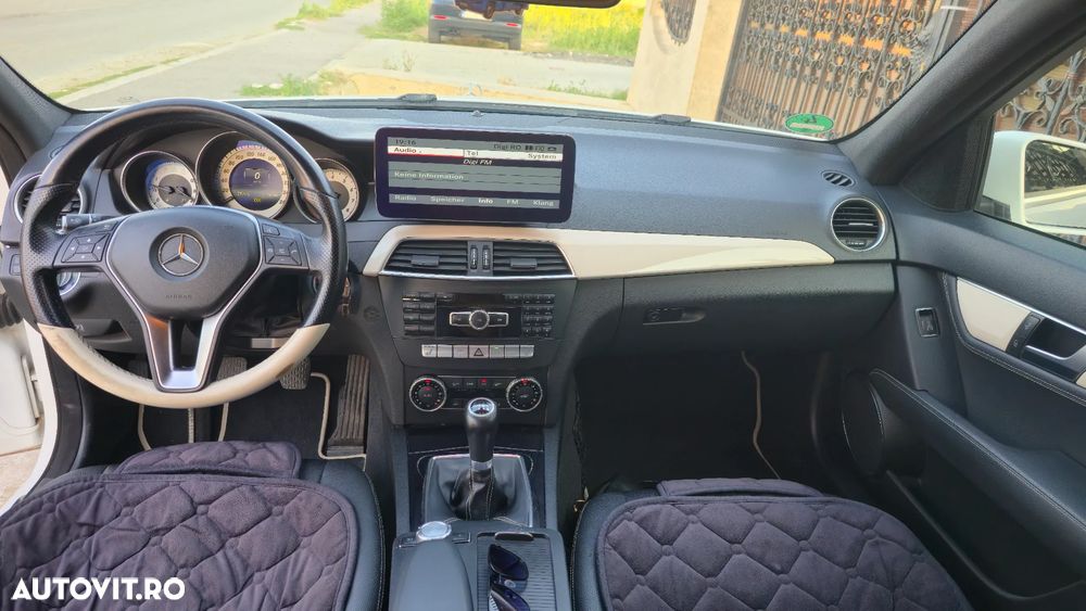 Mercedes-Benz C - 13