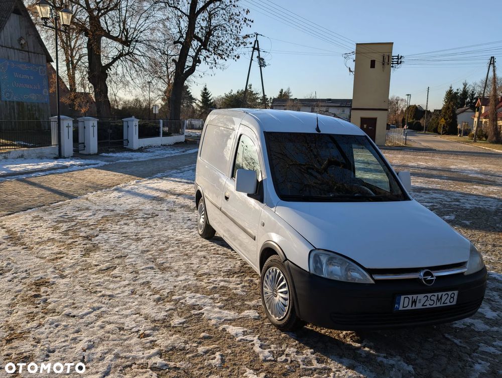 Opel Combo C - 4