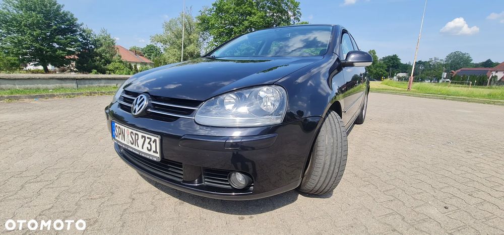 Volkswagen Golf 1.6 Comfortline - 24