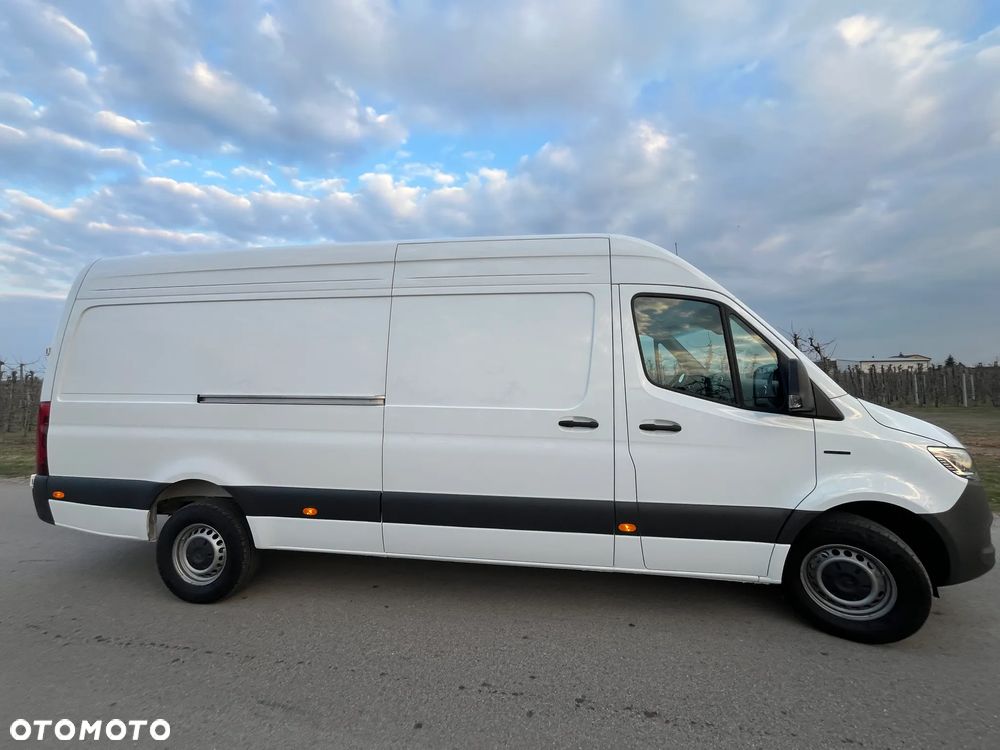 Mercedes-Benz 314 eSprinter Furgon 3.5t - 4