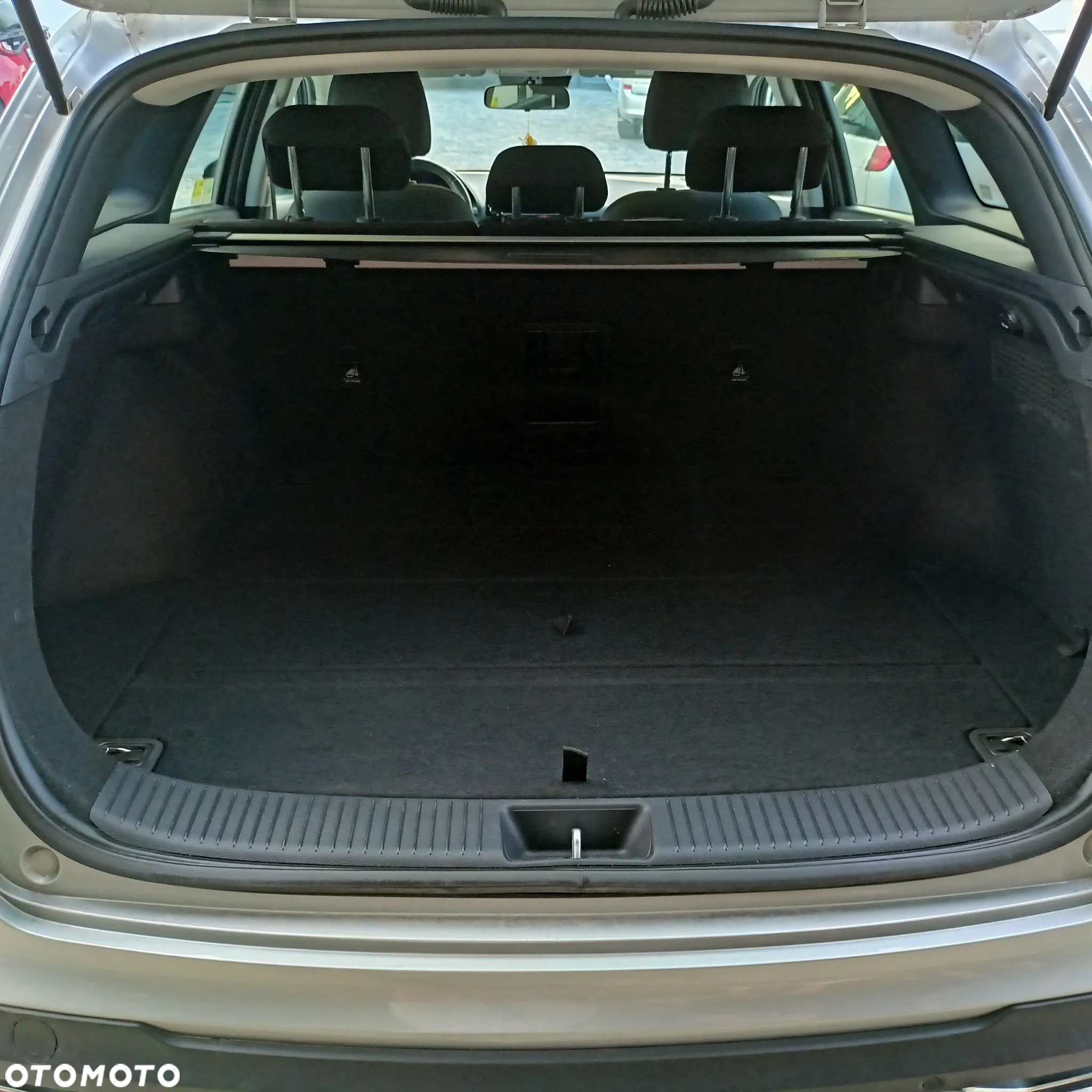 Hyundai i30 1.5 T-GDI 48V Comfort DCT - 30
