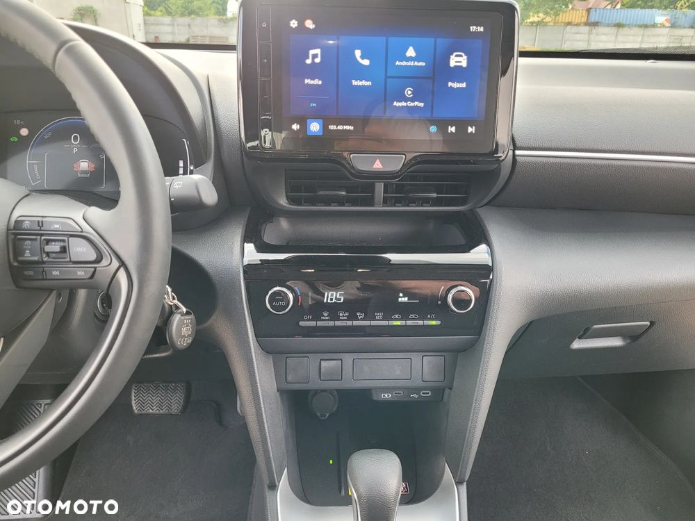 Toyota Yaris - 18
