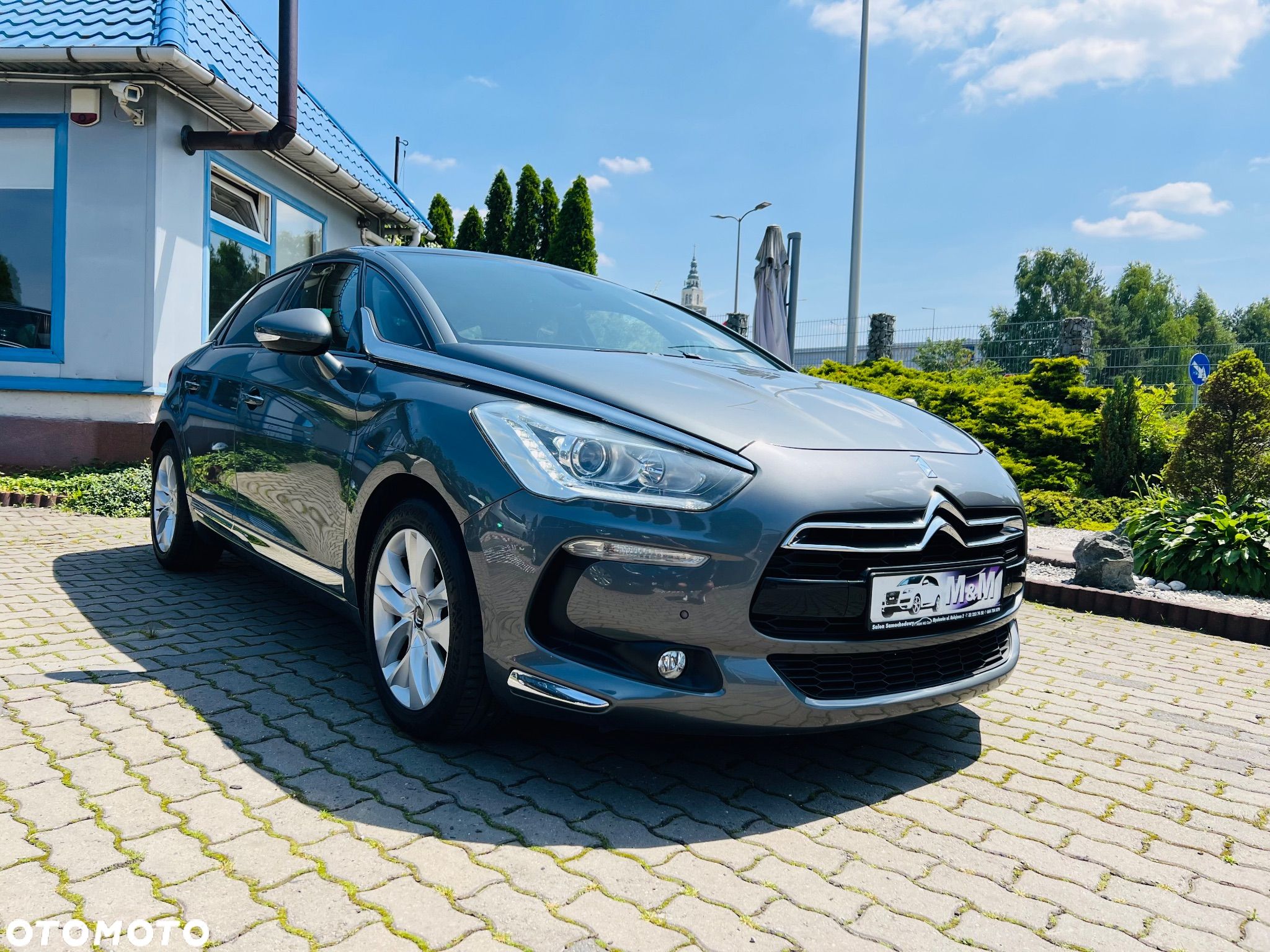 Citroën DS5 1.6 THP SoChic - 1