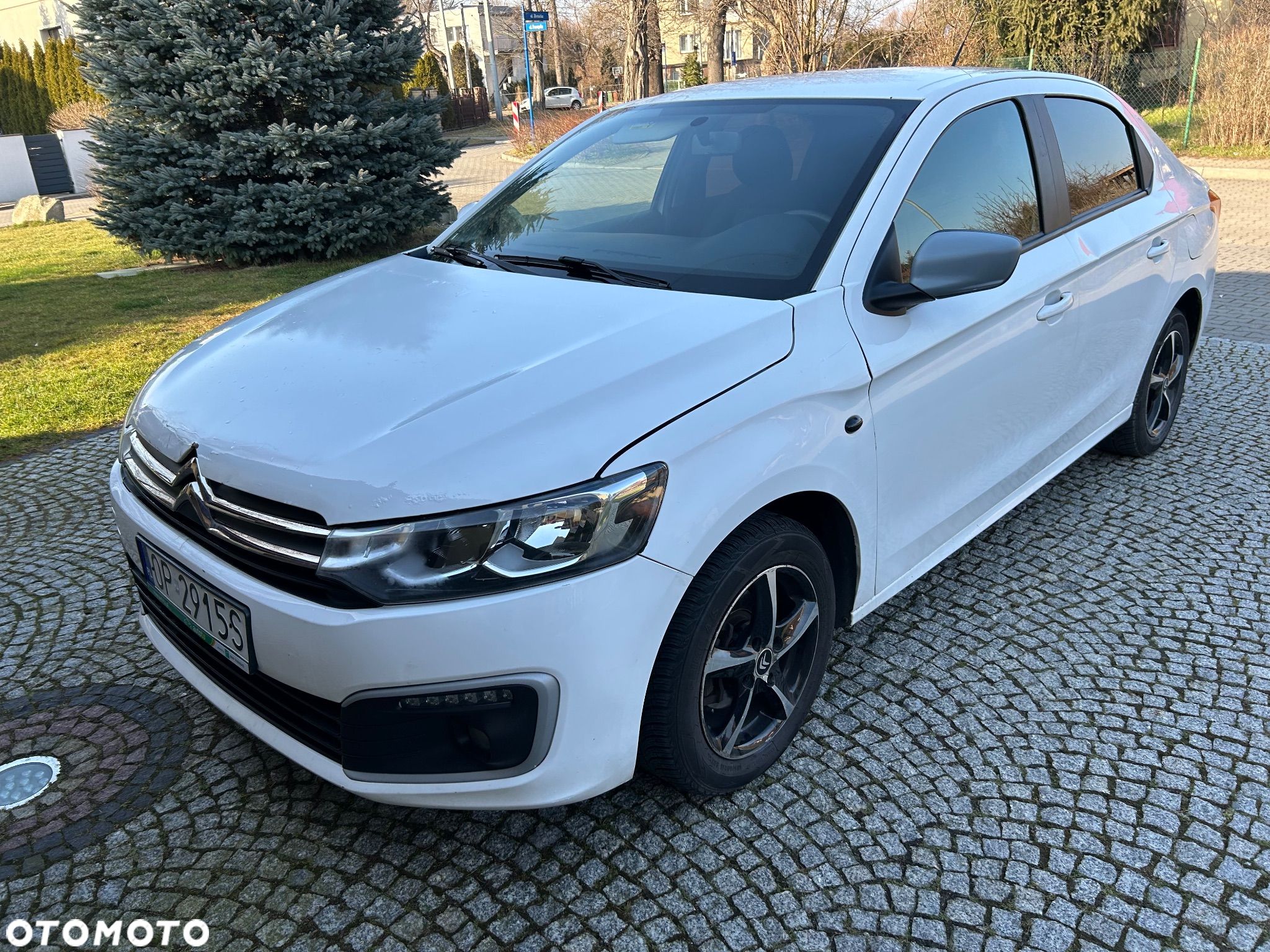 Citroën C-Elysée 1.2 PureTech GPF Shine - 1
