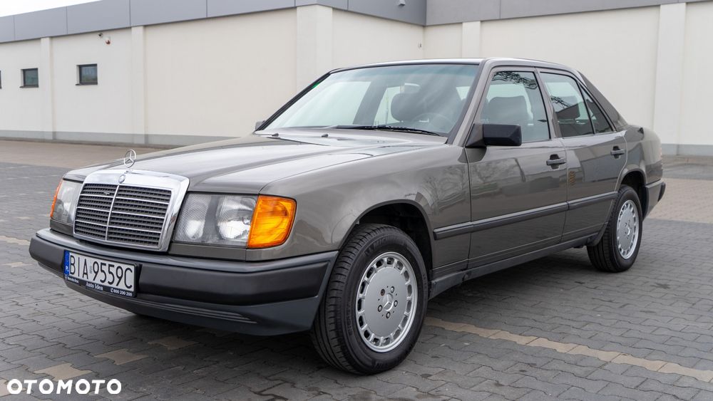 Mercedes-Benz Klasa E - 14