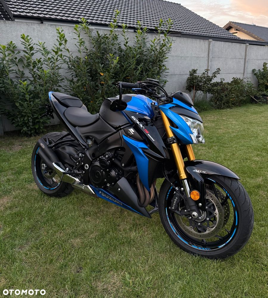 Suzuki GSX 1000 - 1