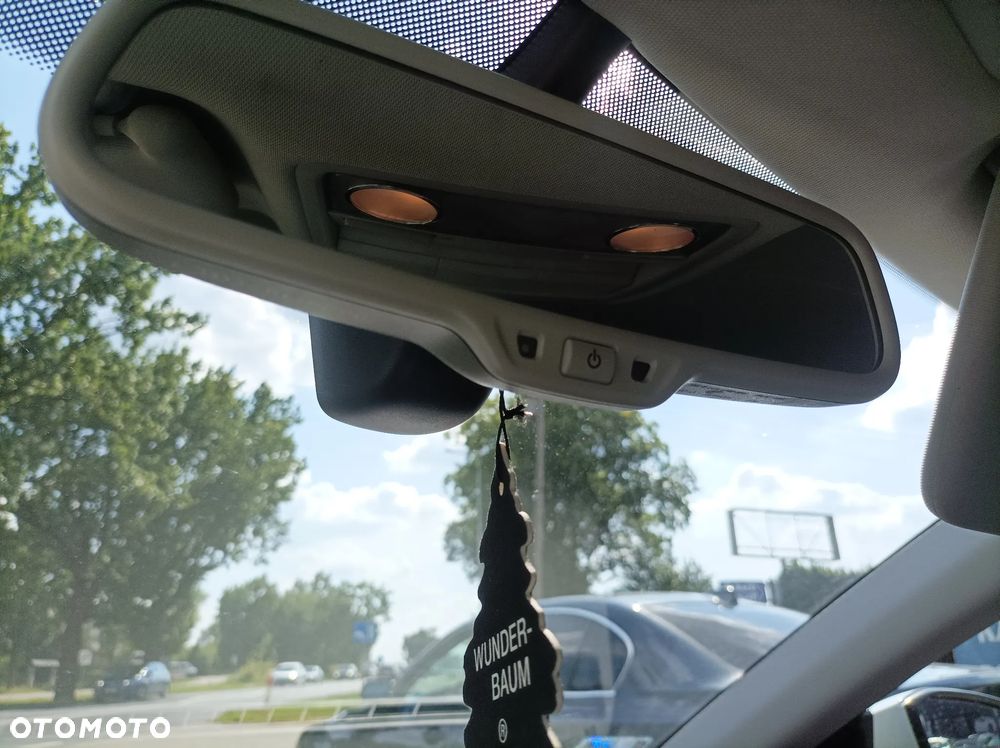 Skoda Octavia 1.8 TSI Ambition DSG - 4