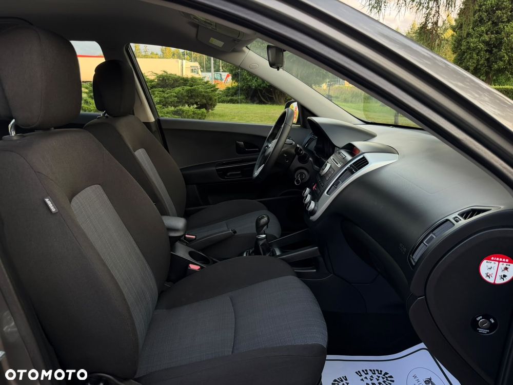 Kia Ceed 1.4 CVVT Dream-Team Edition - 16