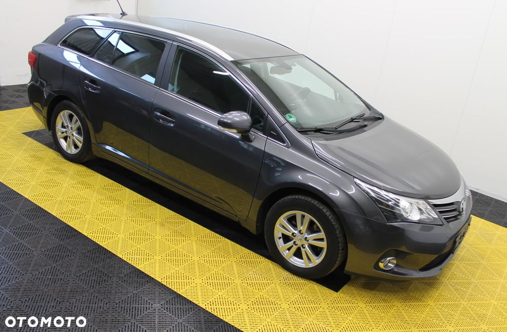 Toyota Avensis Touring Sports 1.8 Multidrive S Executive - 7