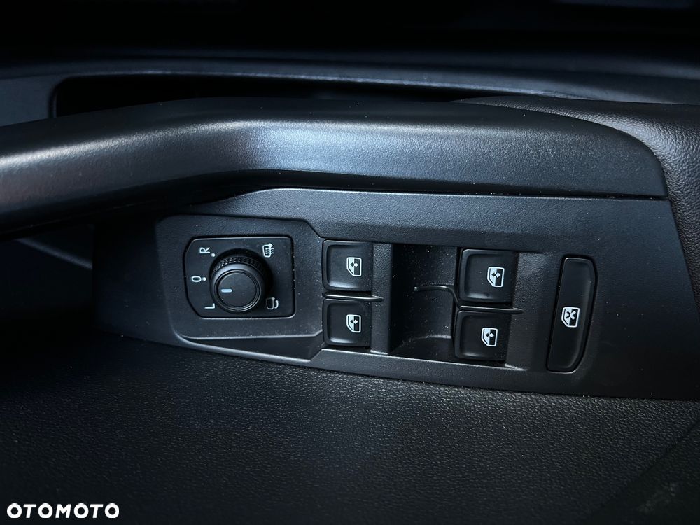 Volkswagen T-Cross 1.0 TSI Life DSG - 24