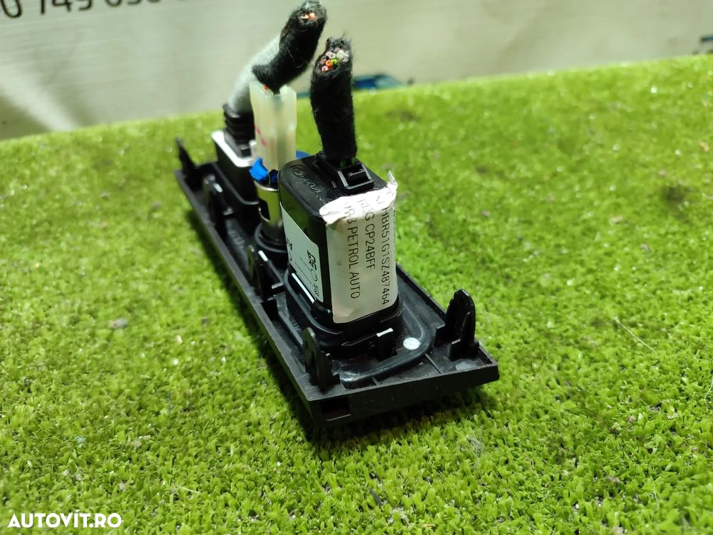 PANEL PORT USB HYUNDAI I20 1.0 BENZINA 2024 / HATCHBACK COD OEM 84644Q0700 / 10R-0611740 / 2020-2024 - 3