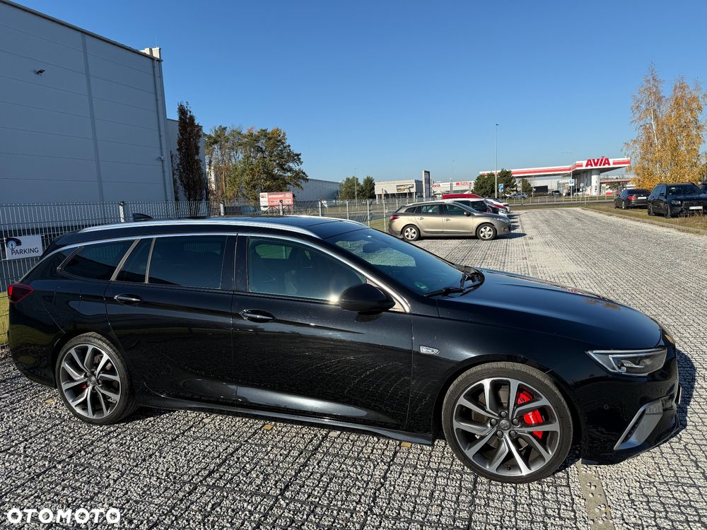 Opel Insignia 2.0 BiTrb D 4x4 Automatik Exclusive - 3