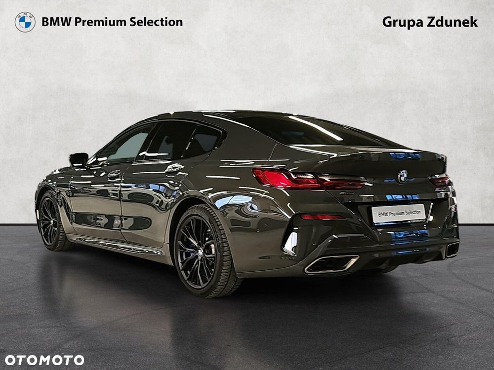 BMW Seria 8 - 7
