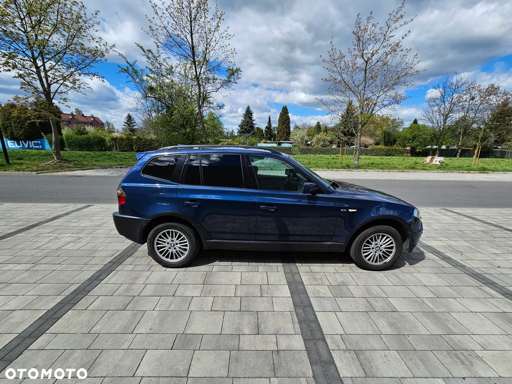 BMW X3 3.0i - 8