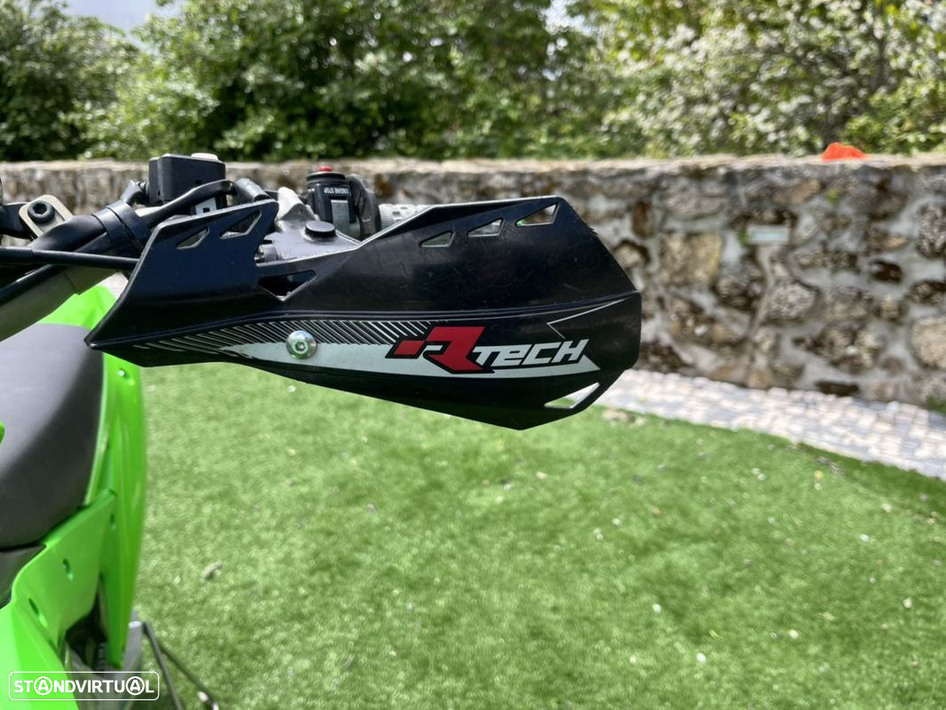 Kawasaki KX 250 F - 17
