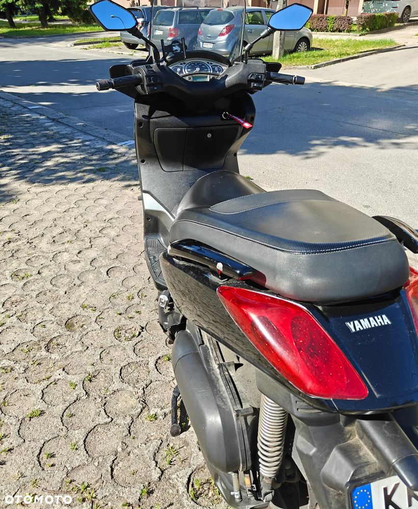 Yamaha X-max - 10