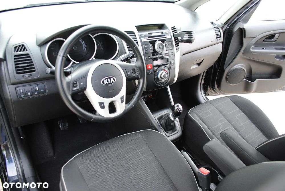 Kia Venga 1.4 CVVT Edition 7 - 11
