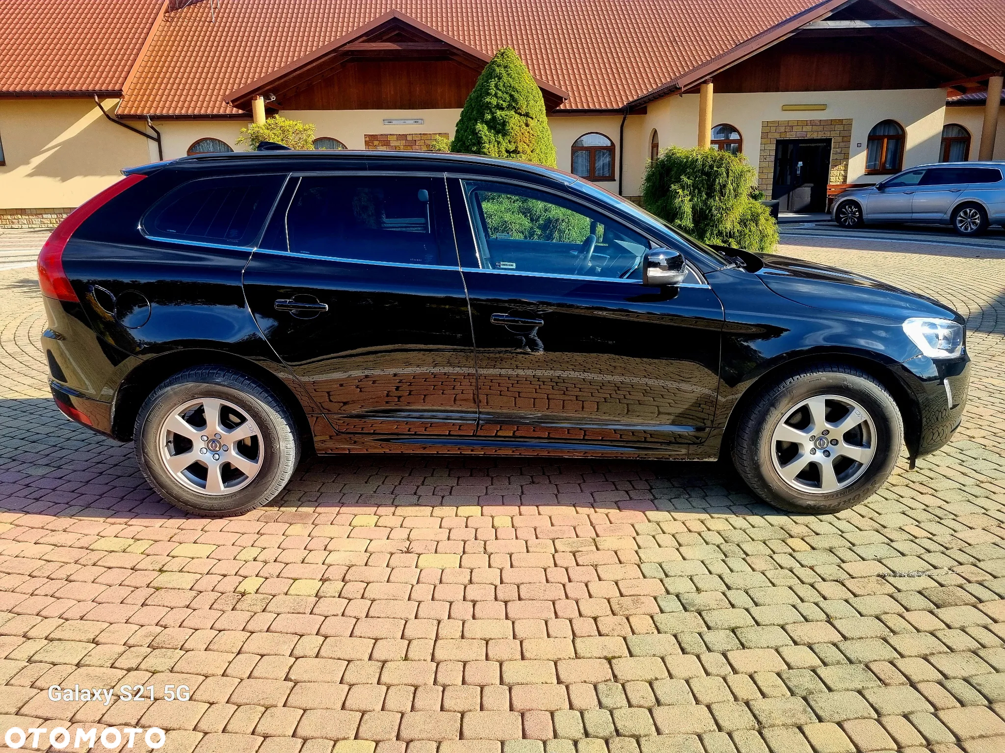 Volvo XC 60 D4 AWD Momentum - 6