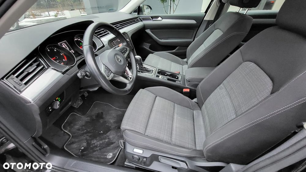 Volkswagen Passat 2.0 TDI BMT Comfortline DSG7 - 17