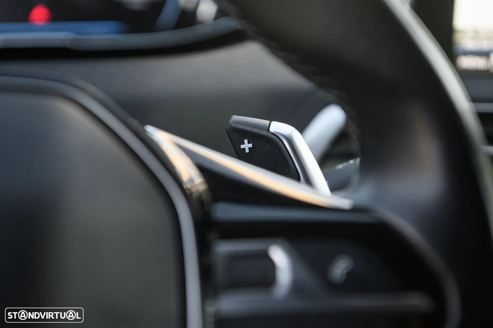 Peugeot 3008 PureTech 130 Stop & Start GPF EAT8 Allure - 21