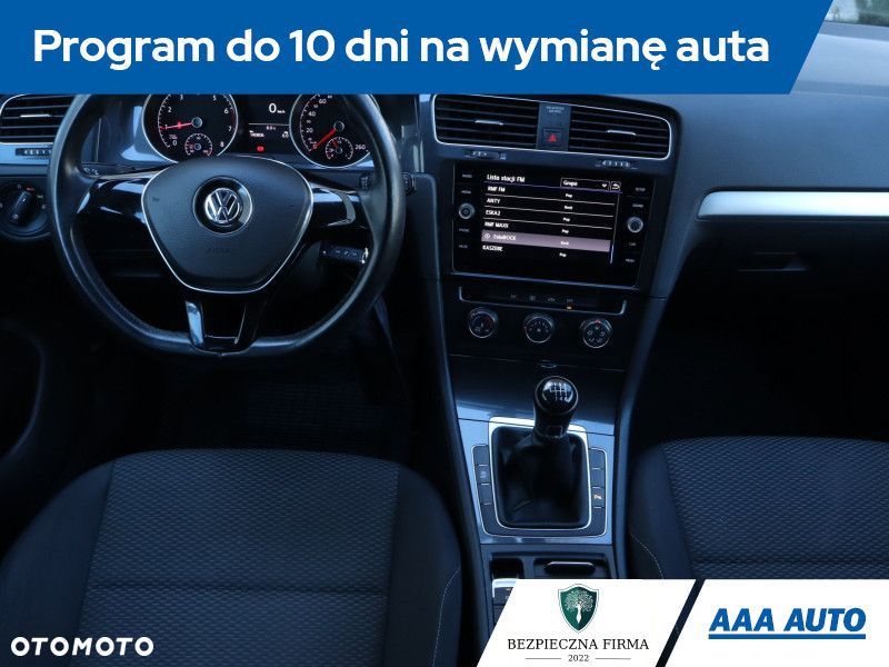 Volkswagen Golf Variant - 8