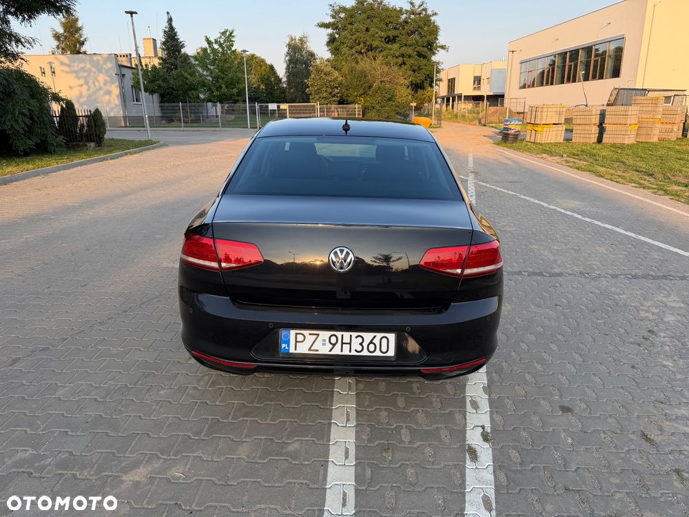 Volkswagen Passat - 19