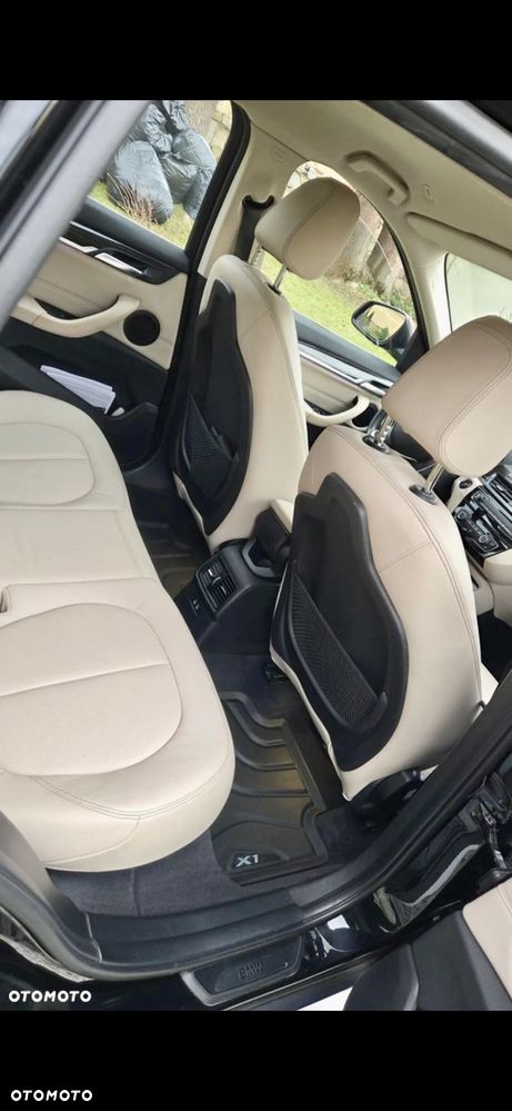 BMW X1 sDrive18i - 9