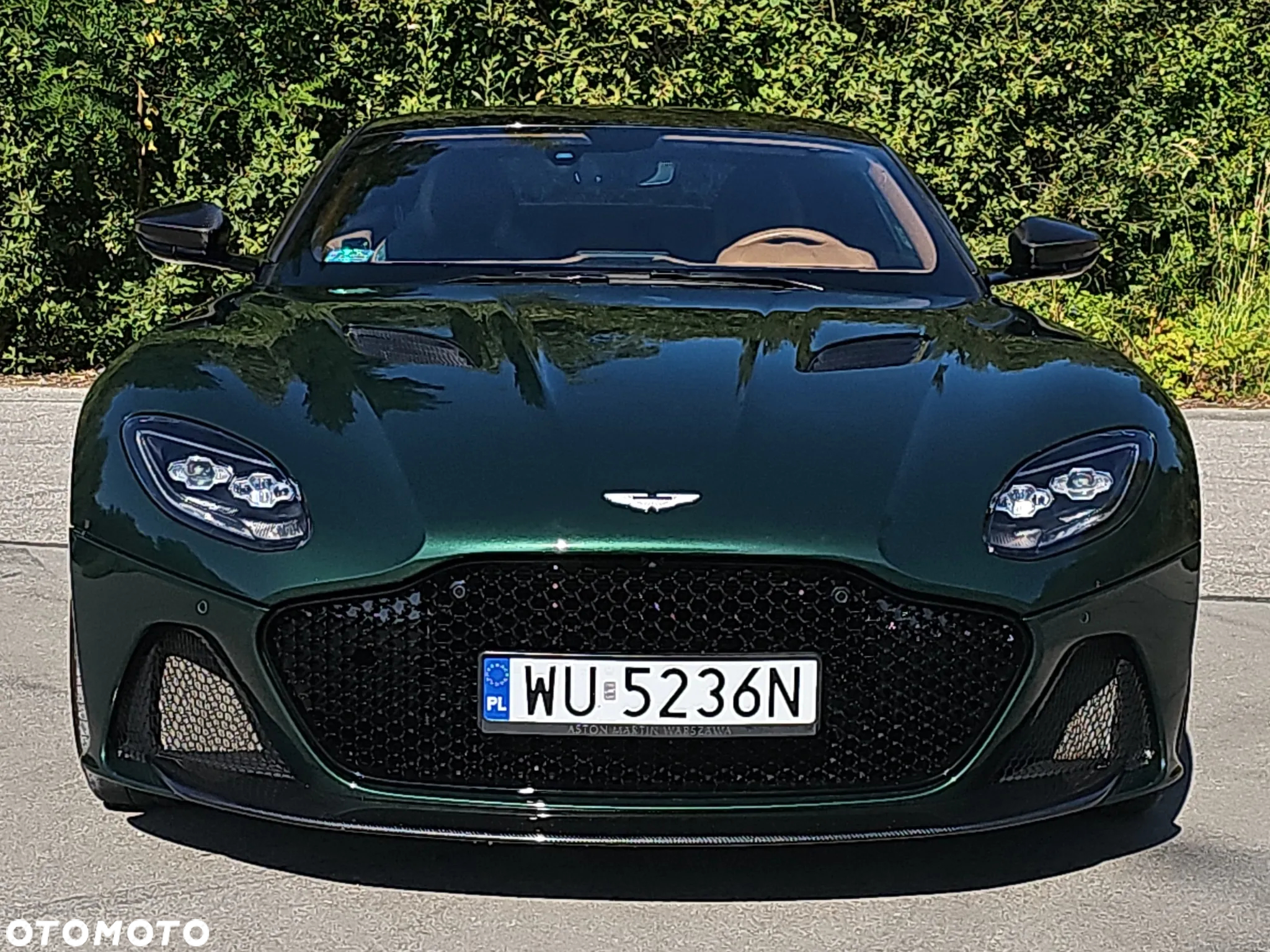 Aston Martin DBS - 3