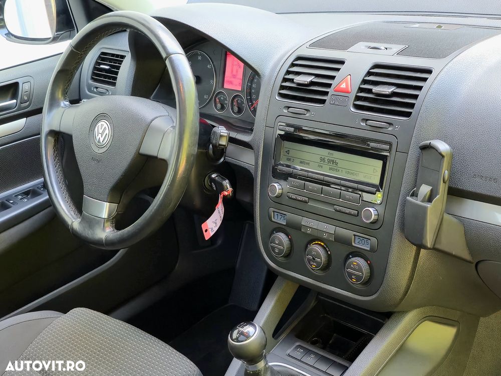 Volkswagen Golf 1.9 TDI DPF Comfortline BlueMotion - 10