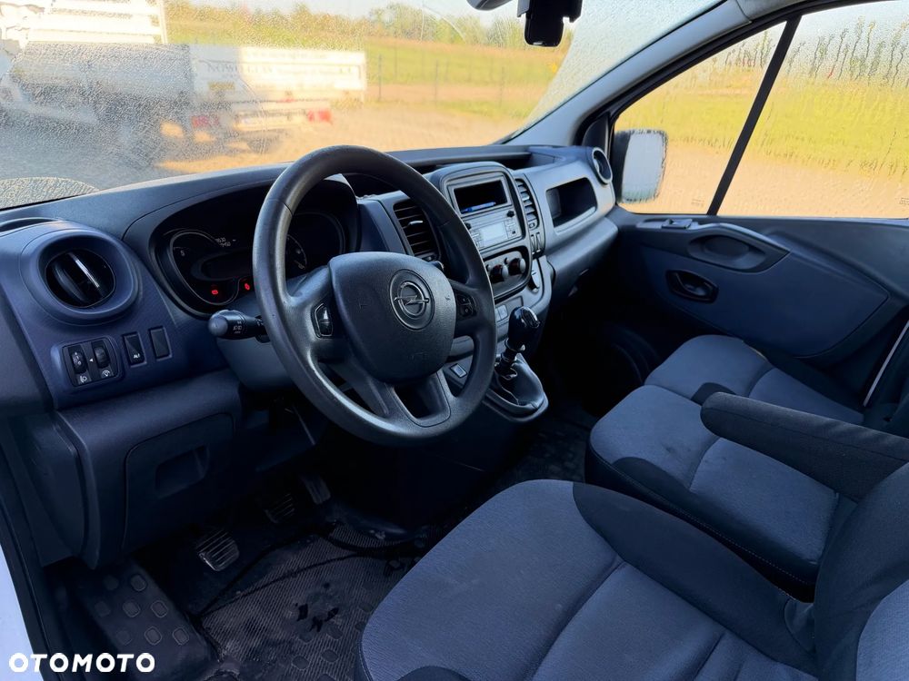Opel Vivaro - 4