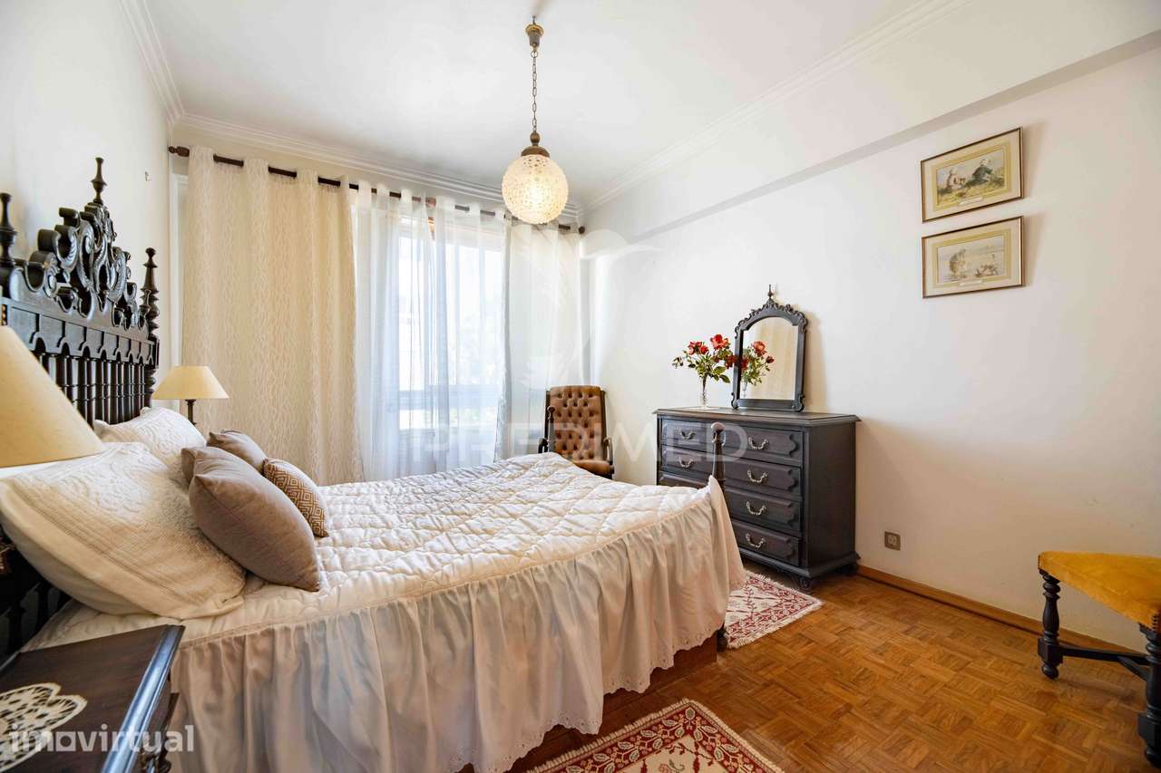 Apartamento T4 na Portela, próximo da Expo - Grande imagem: 4/28