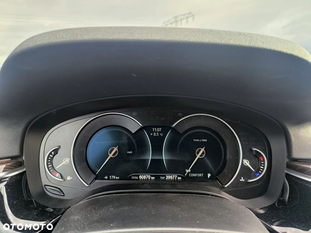 BMW Seria 5 530i Sport Line - 10