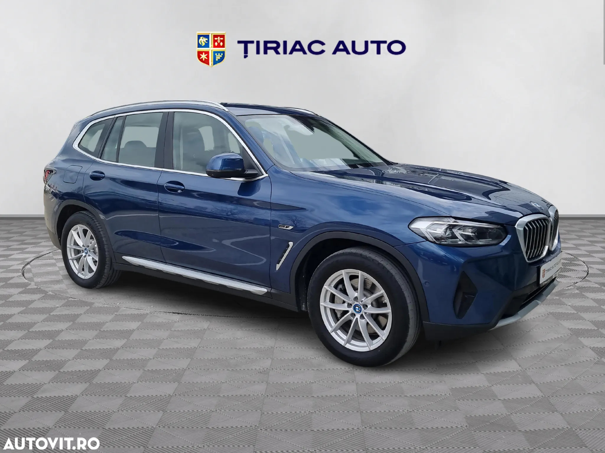 BMW X3 xDrive30e AT PHEV - 8