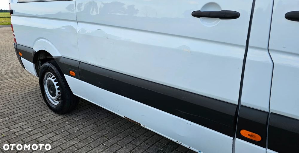 Mercedes-Benz Sprinter - 26