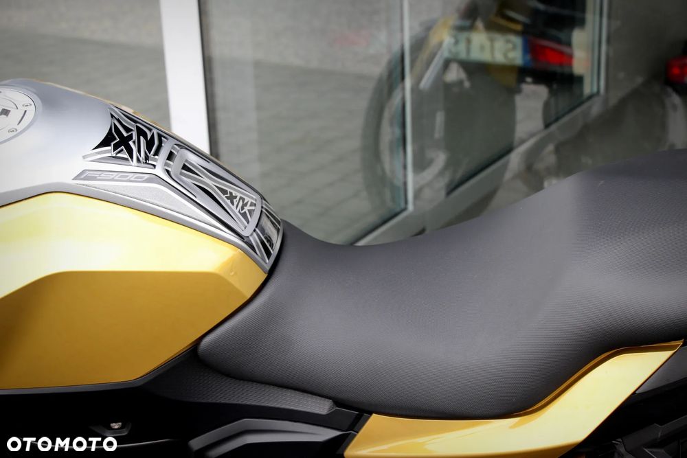 BMW XR - 13