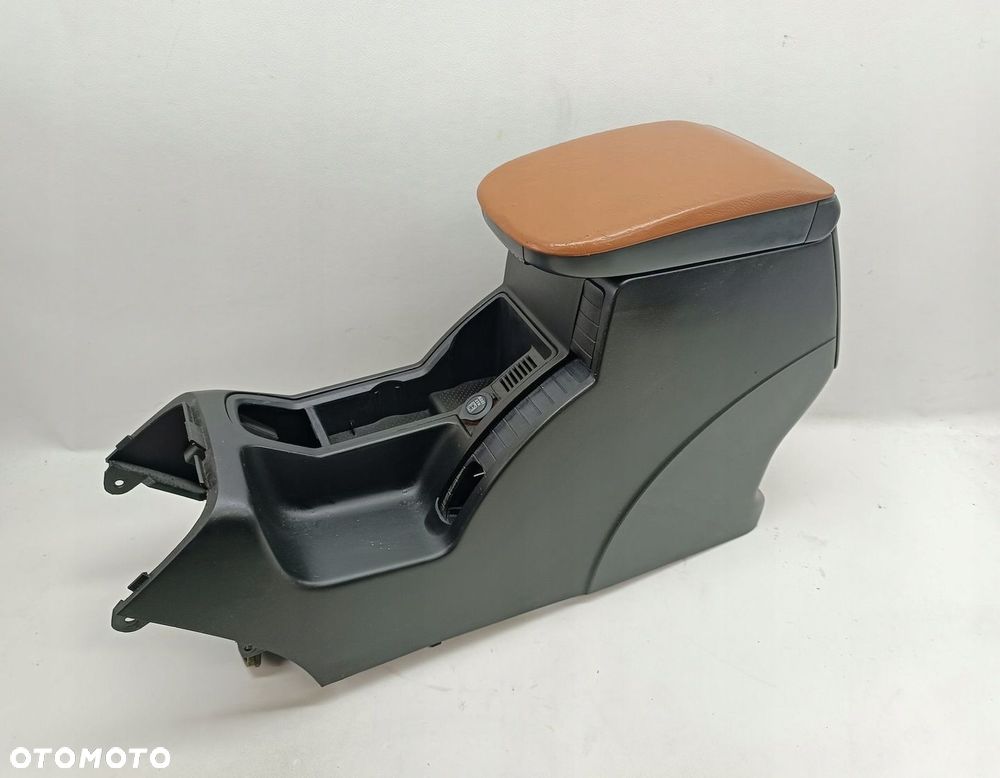 PODŁOKIETNIK TUNEL ŚRODKOWY SKÓRA FIAT CROMA II - 3