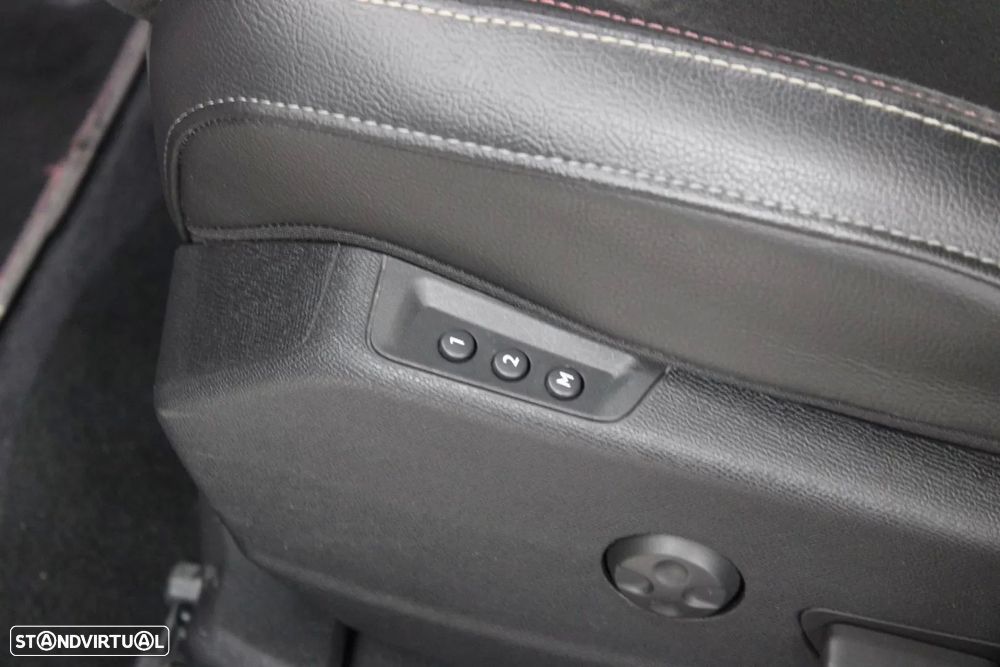 DS DS7 Crossback - 12