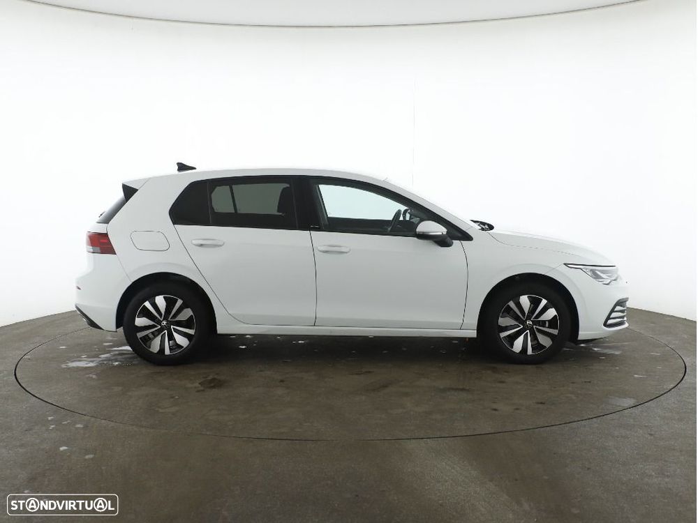 VW Golf 1.0 eTSI Life DSG - 6