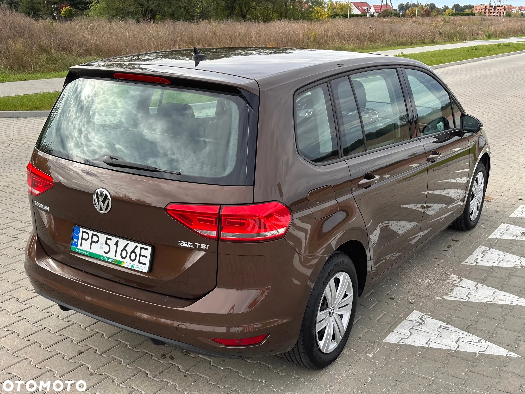Volkswagen Touran 1.2 TSI (BlueMotion Technology) Trendline - 6
