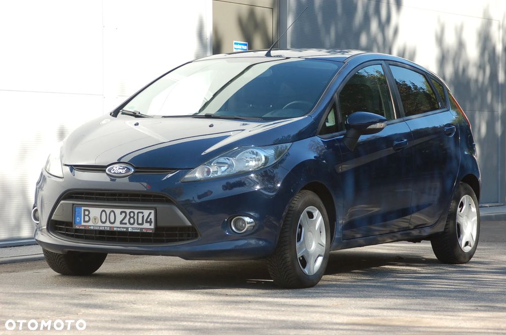 Ford Fiesta 1.4 Ghia - 24