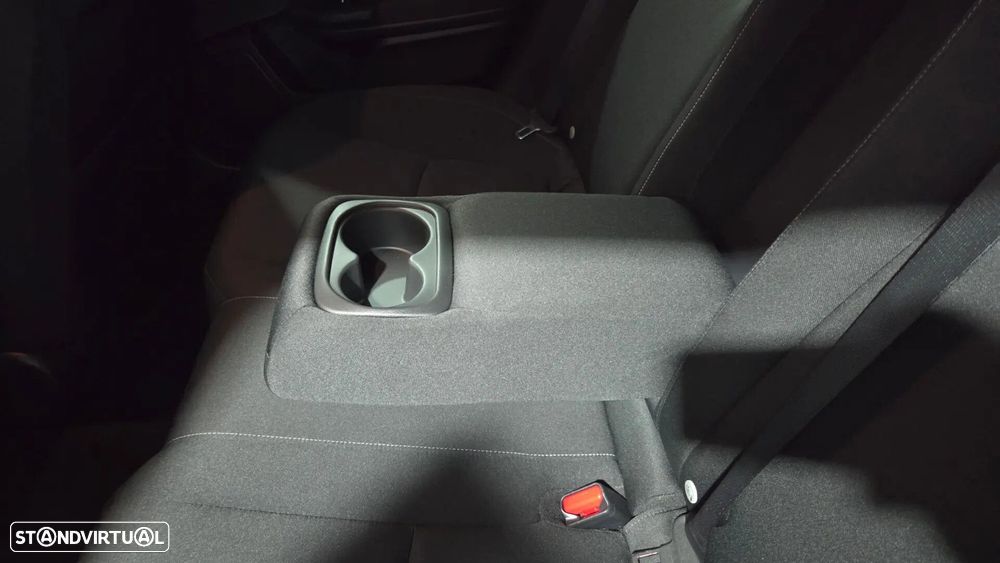 Honda Civic 1.0 i-VTEC Elegance Navi CVT - 16