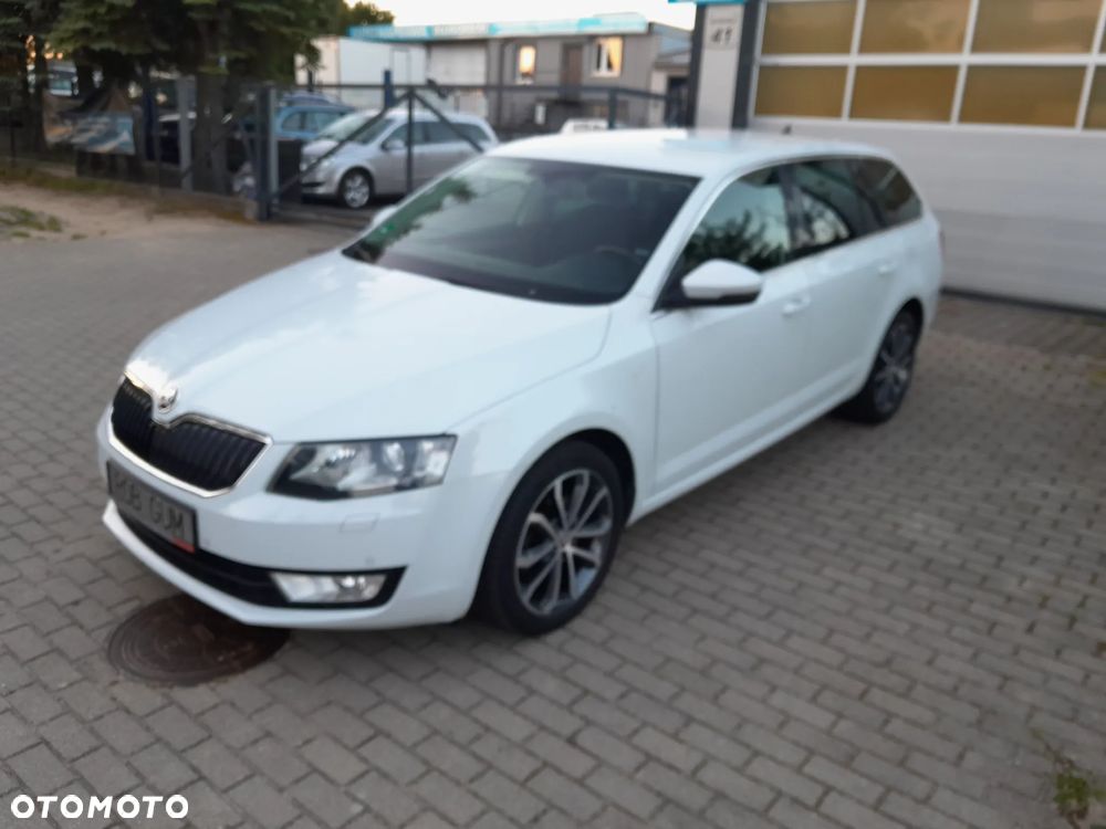 Skoda Octavia 2.0 TDI DSG Premium Edition - 1