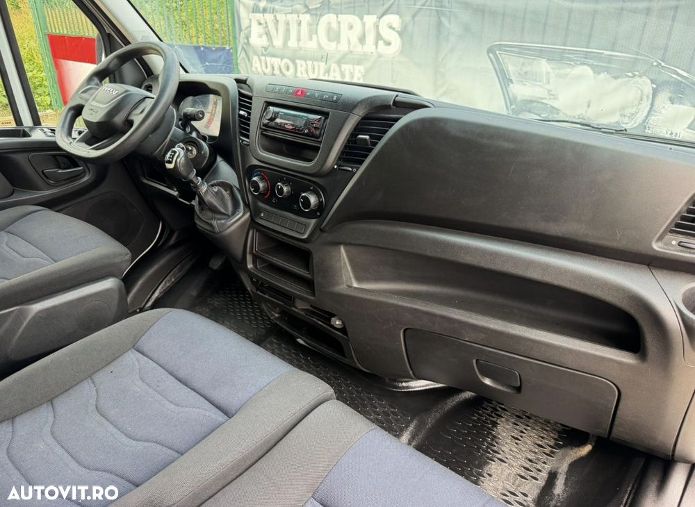 Iveco Daily 3.0 D BOX 8 EUROPALETI LIFT SPATE - 23