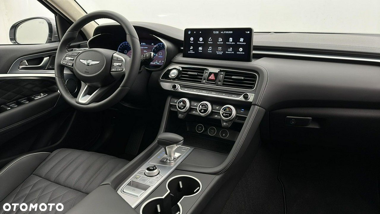 Genesis G70 - 10