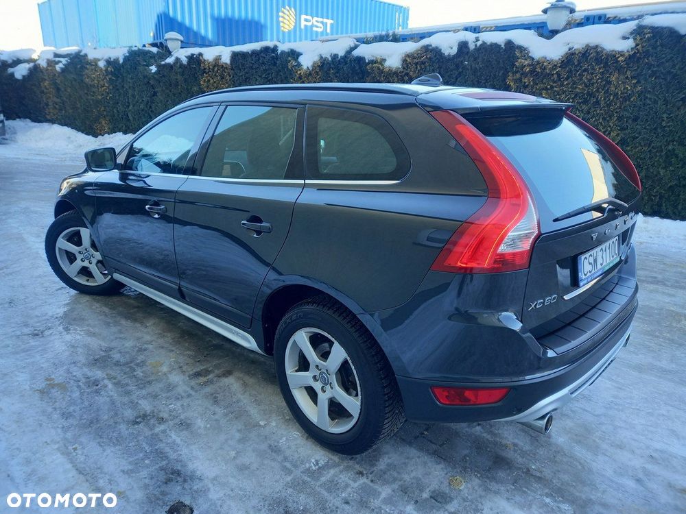 Volvo XC 60 D3 R Design - 7