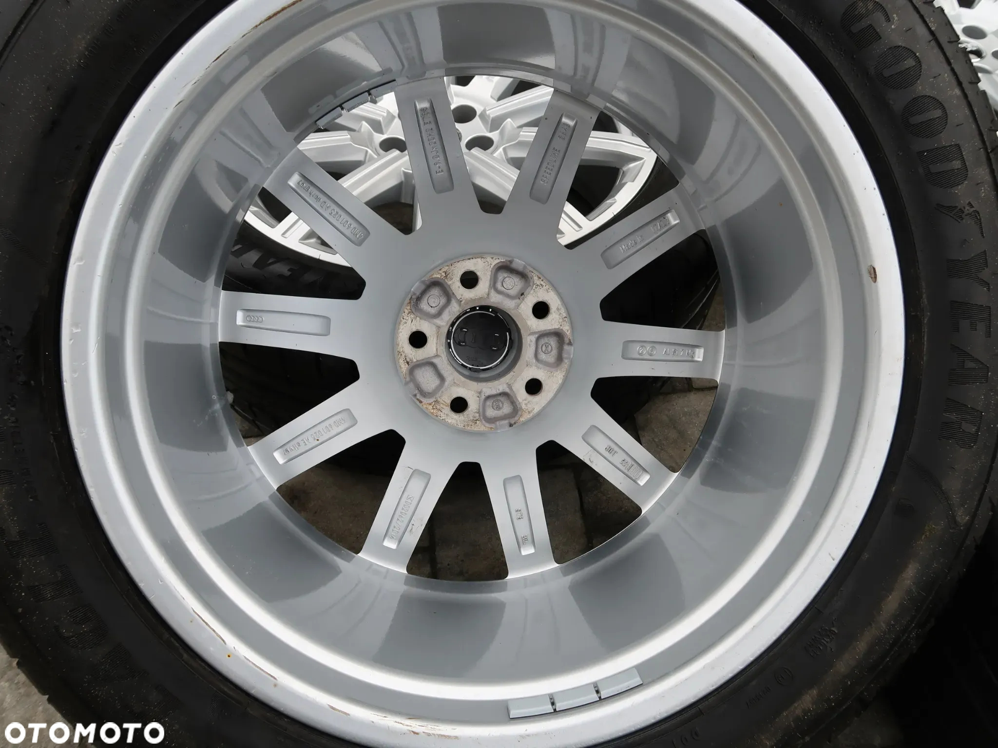 Koła letnie Audi Q7 20'' Opony Goodyear 285/45r20 - 14