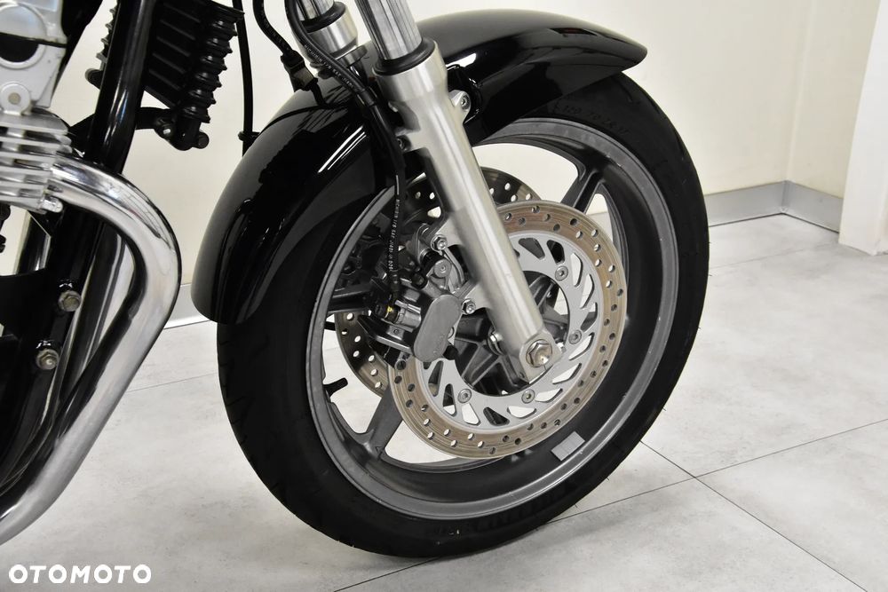 Honda CB - 28