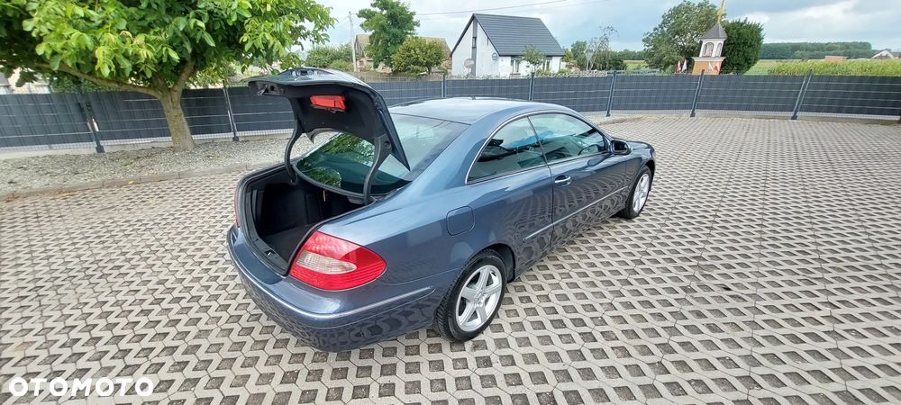 Mercedes-Benz CLK - 38